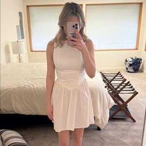 White backless cotton mini dress